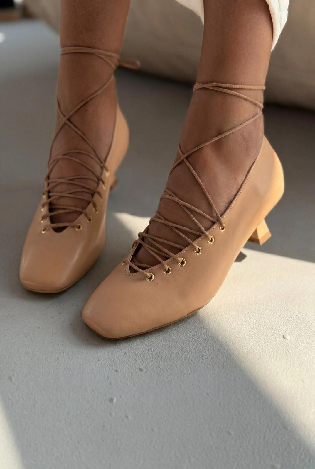 Sernis Nude Faux Leather Women's Pumps