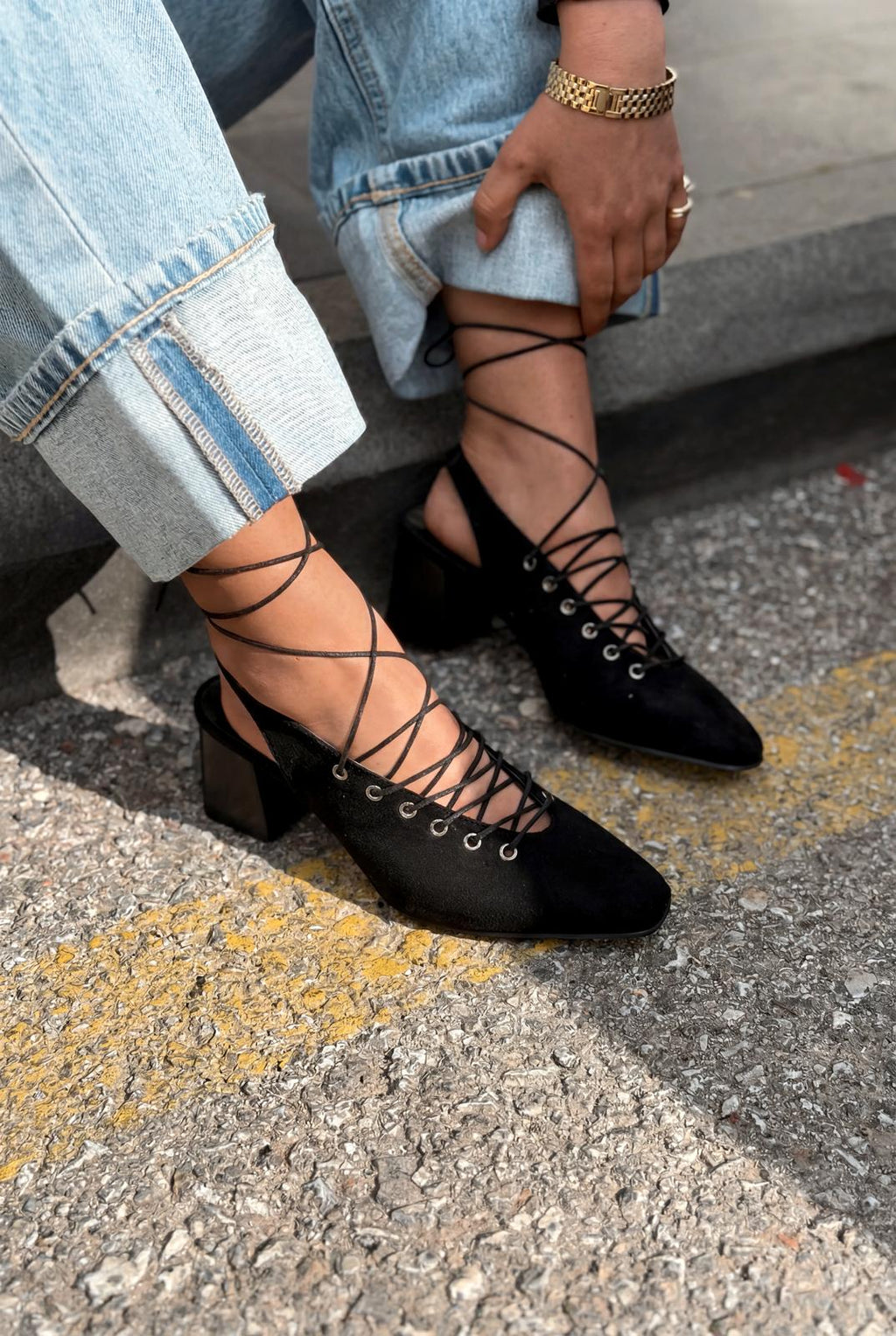 Yorella Black Suede Women's Pumps