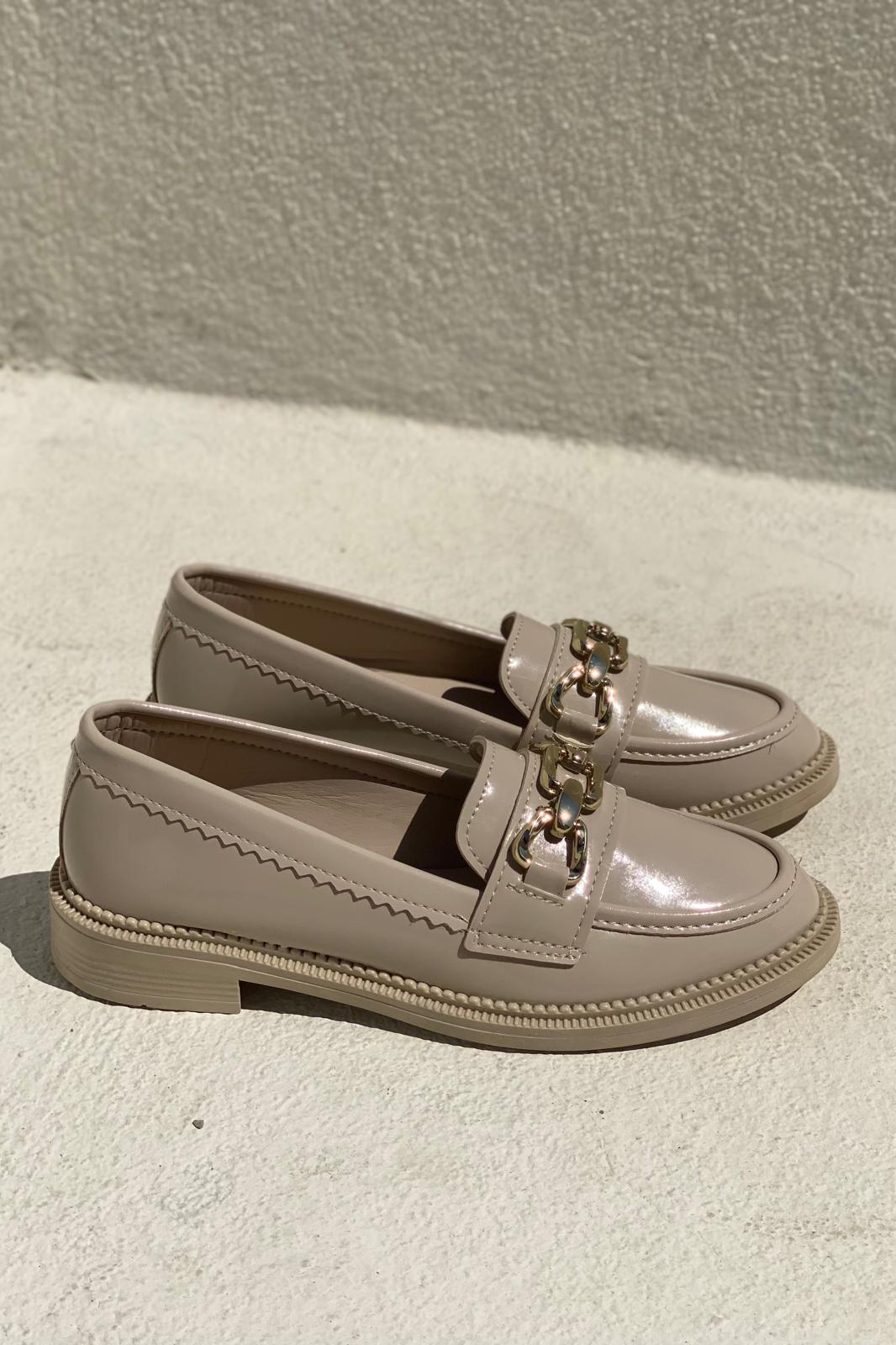 Kasto Beige Patent Faux Leather Women's Loafers