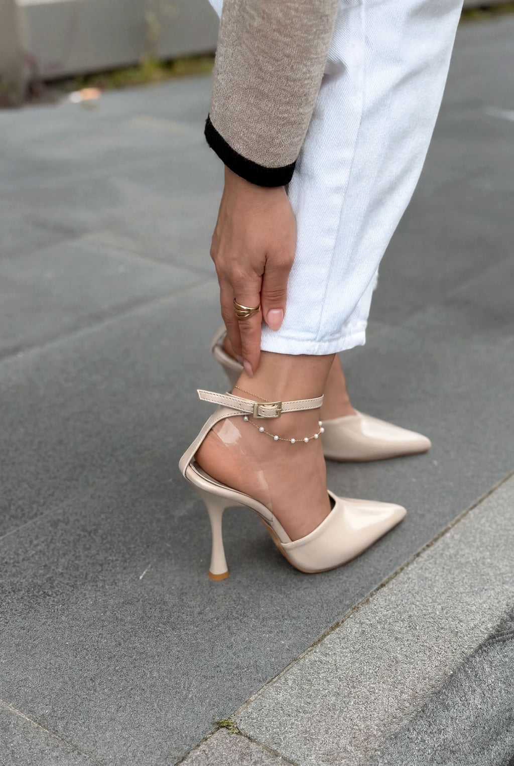 Rovire Beige Crinkled Patent Faux Leather Women's Stilettos