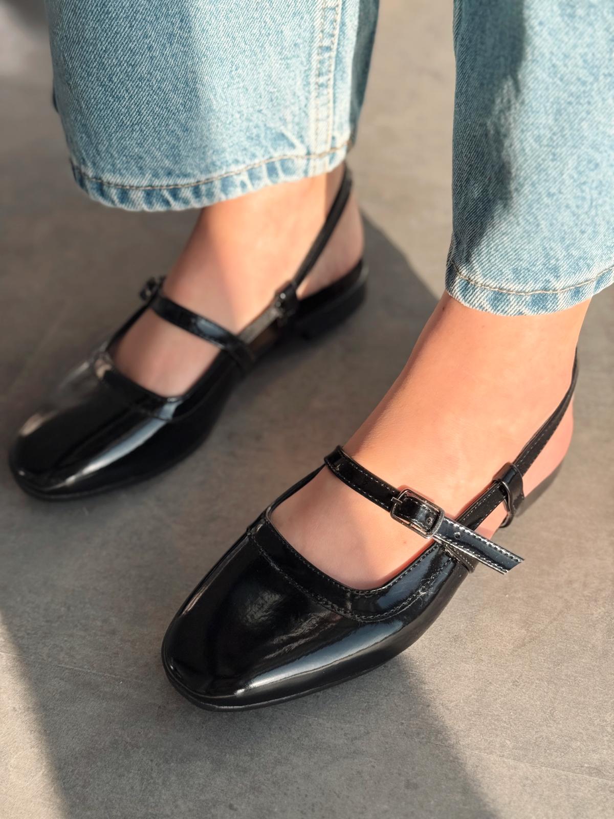 Minor Black Patent Faux Leather Women's Mary Jane
