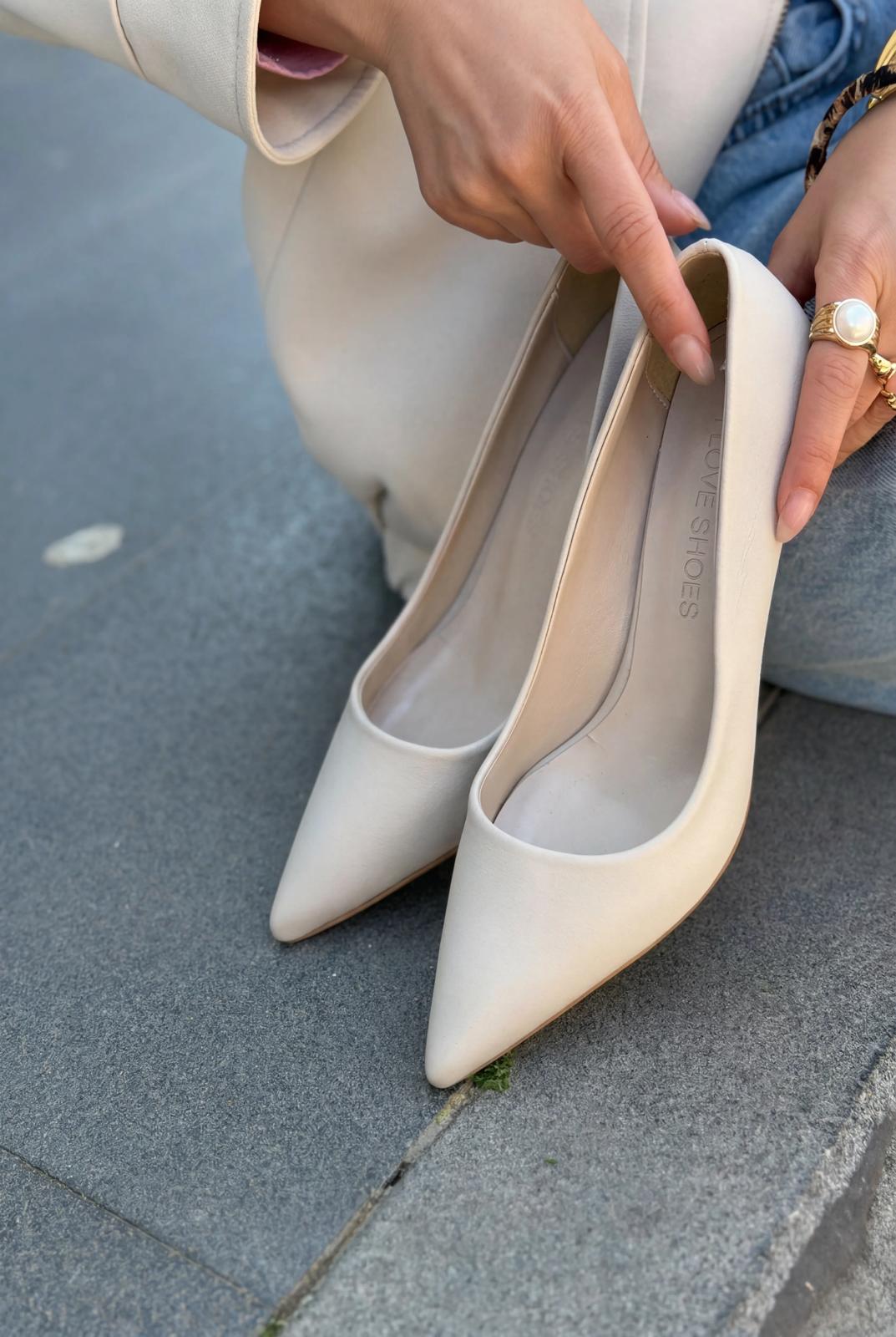 Delvion Beige Faux Leather Women's Stilettos