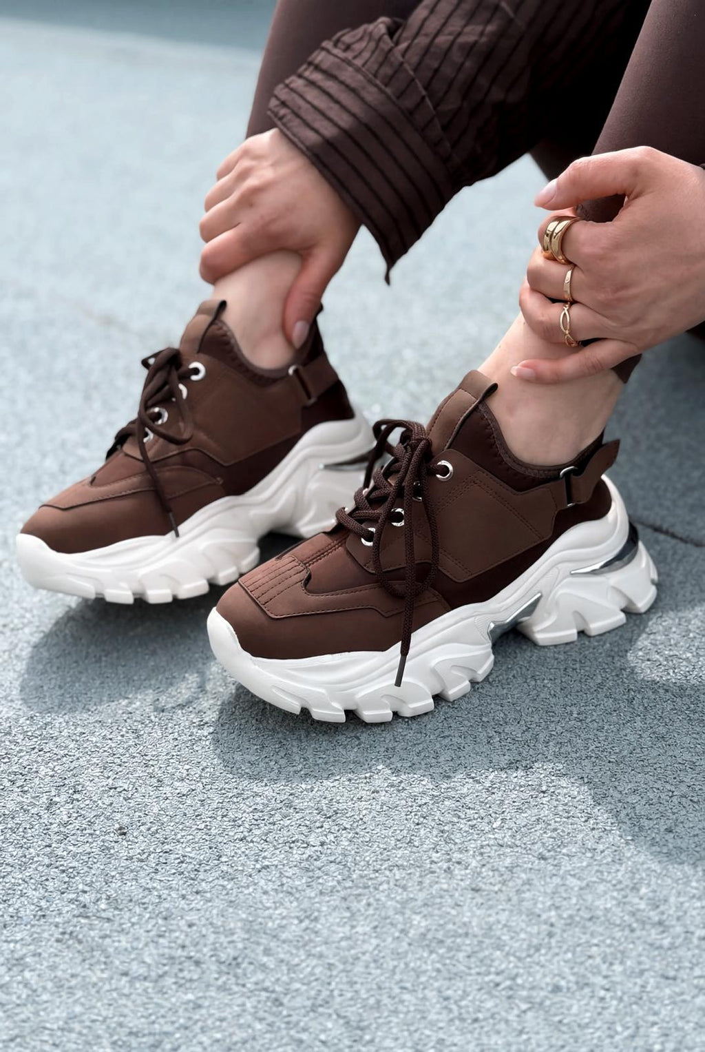 Delorin Dark Brown Women's Sneakers