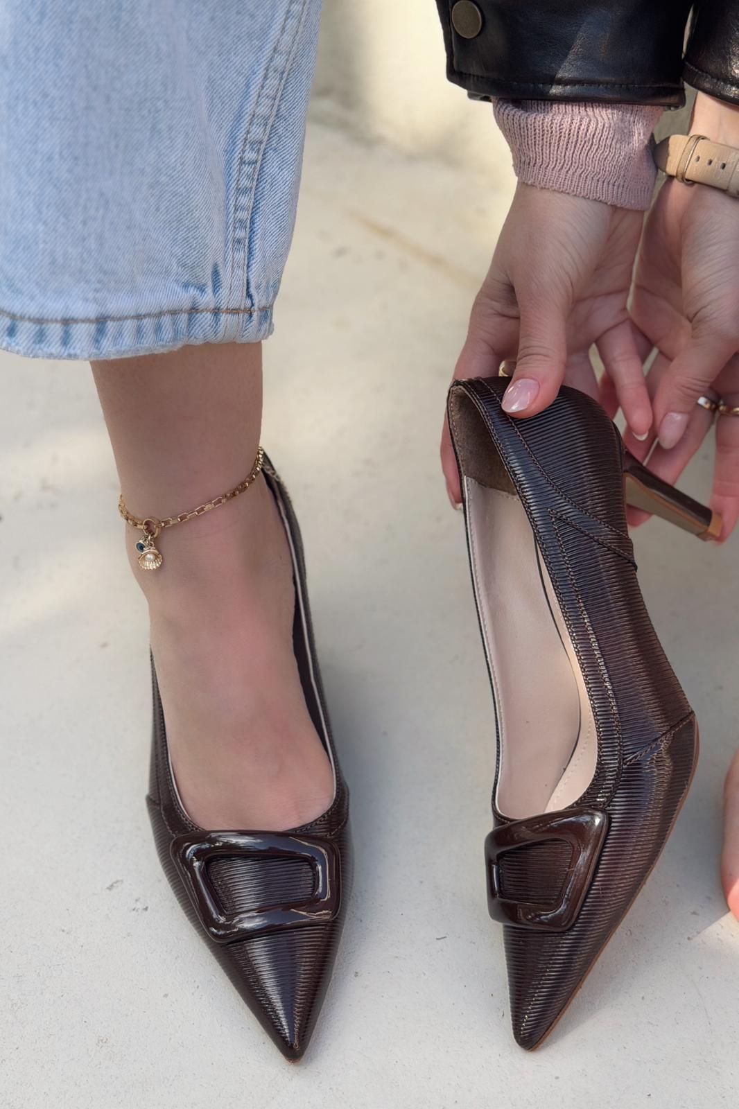 Finrel Light Brown Patent Faux Leather Women's Stilettos