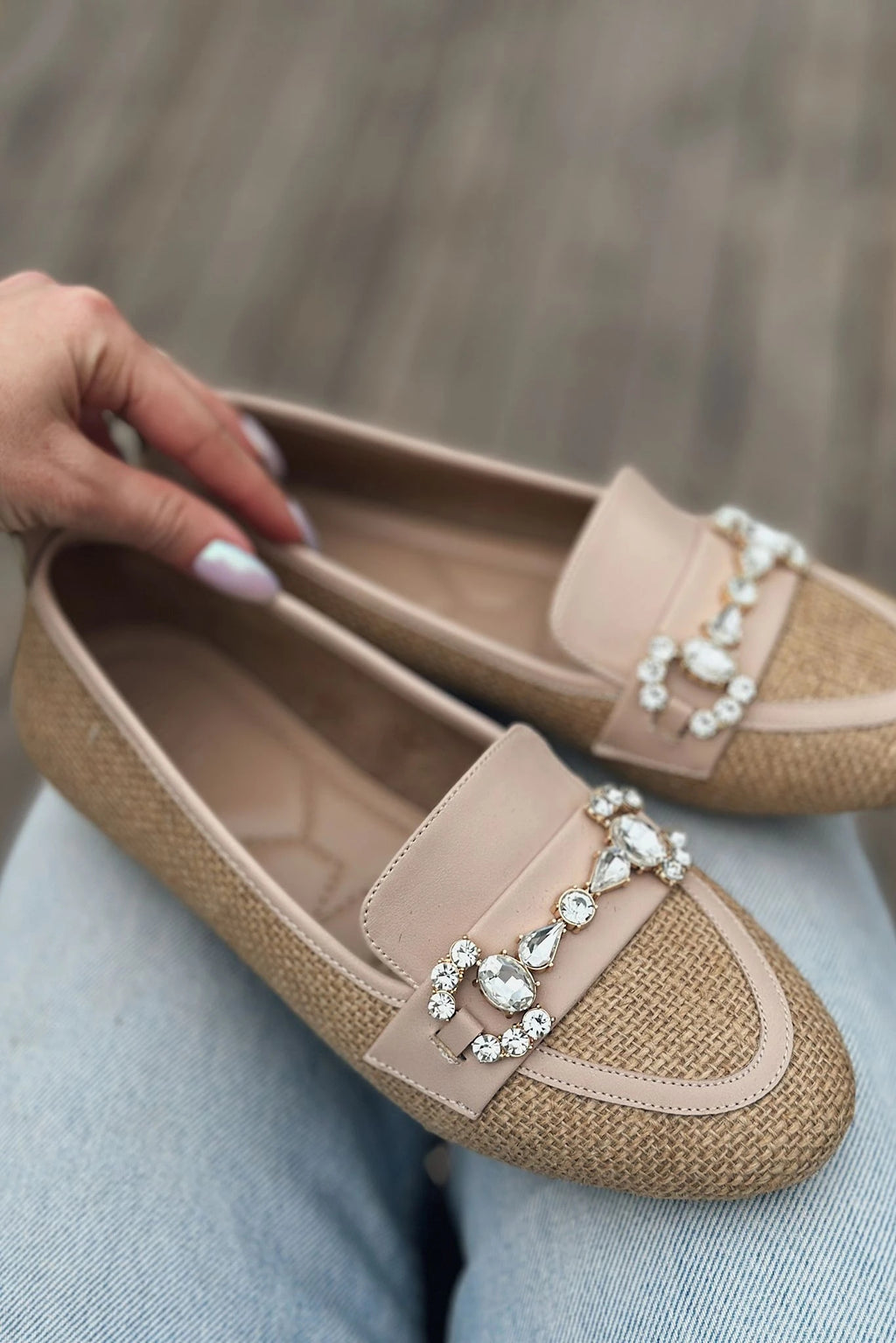 Pore Beige Raffia Stone Detail Women's Loafers
