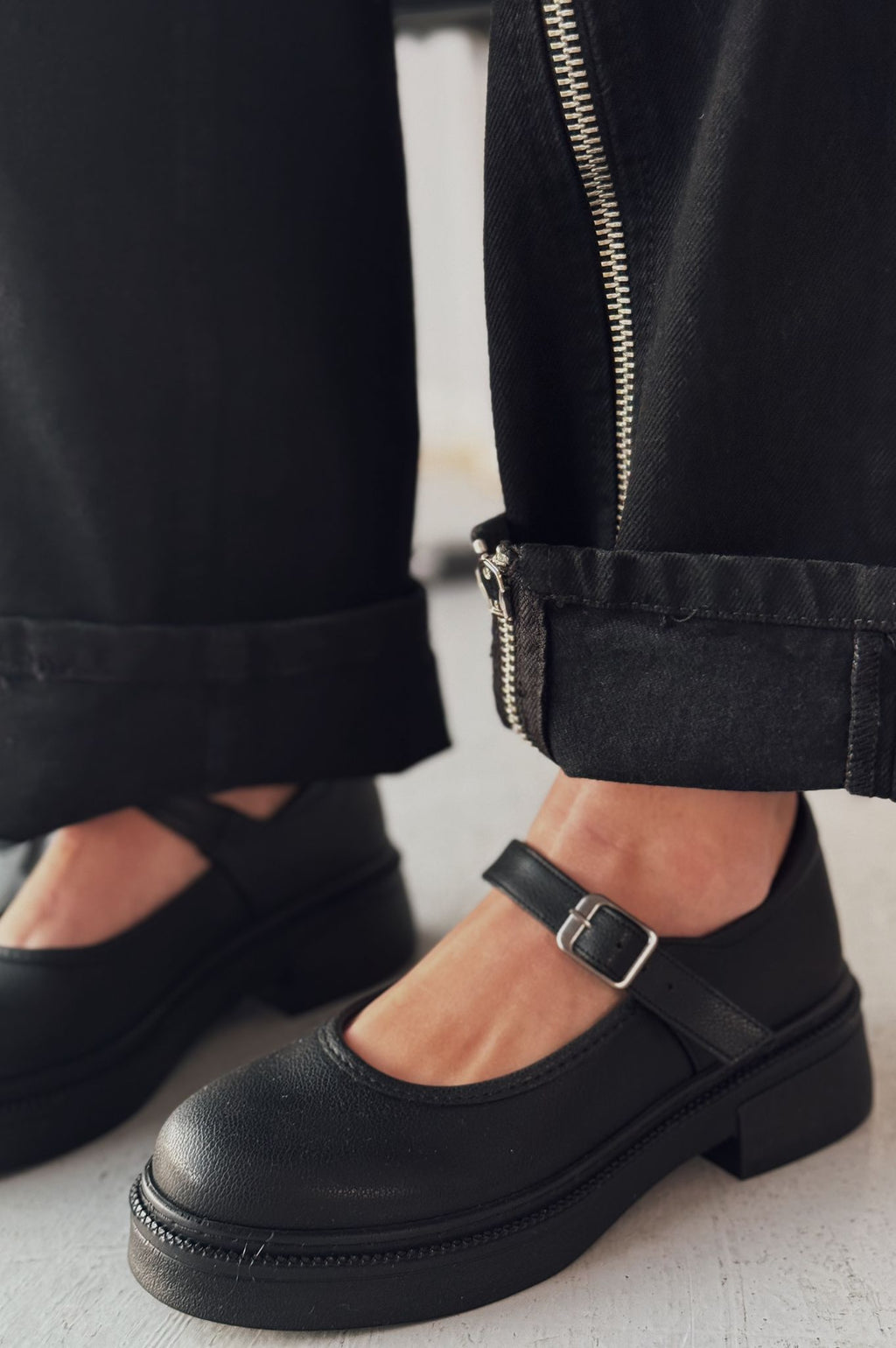 Vodes Black Faux Leather Women's Mary Jane