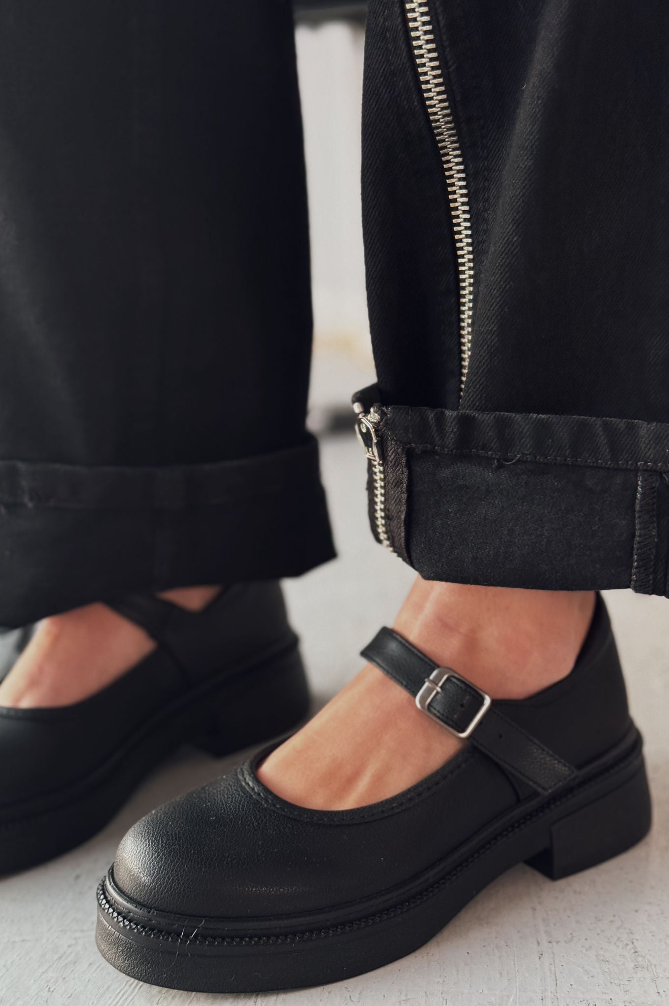 Vodes Black Faux Leather Women's Mary Jane