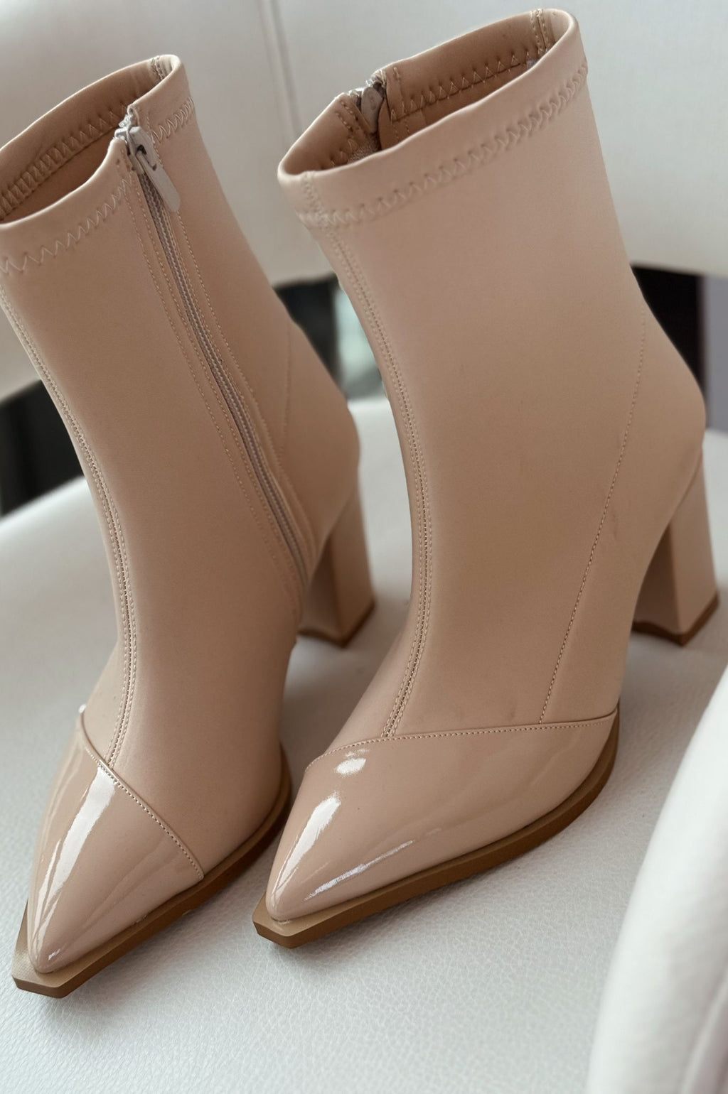 Mivora Stretch Beige Women's Boots