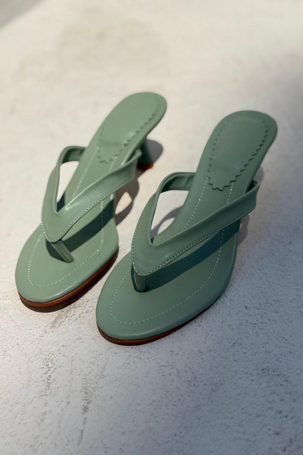 Ponya Mint Green Faux Leather Pumps