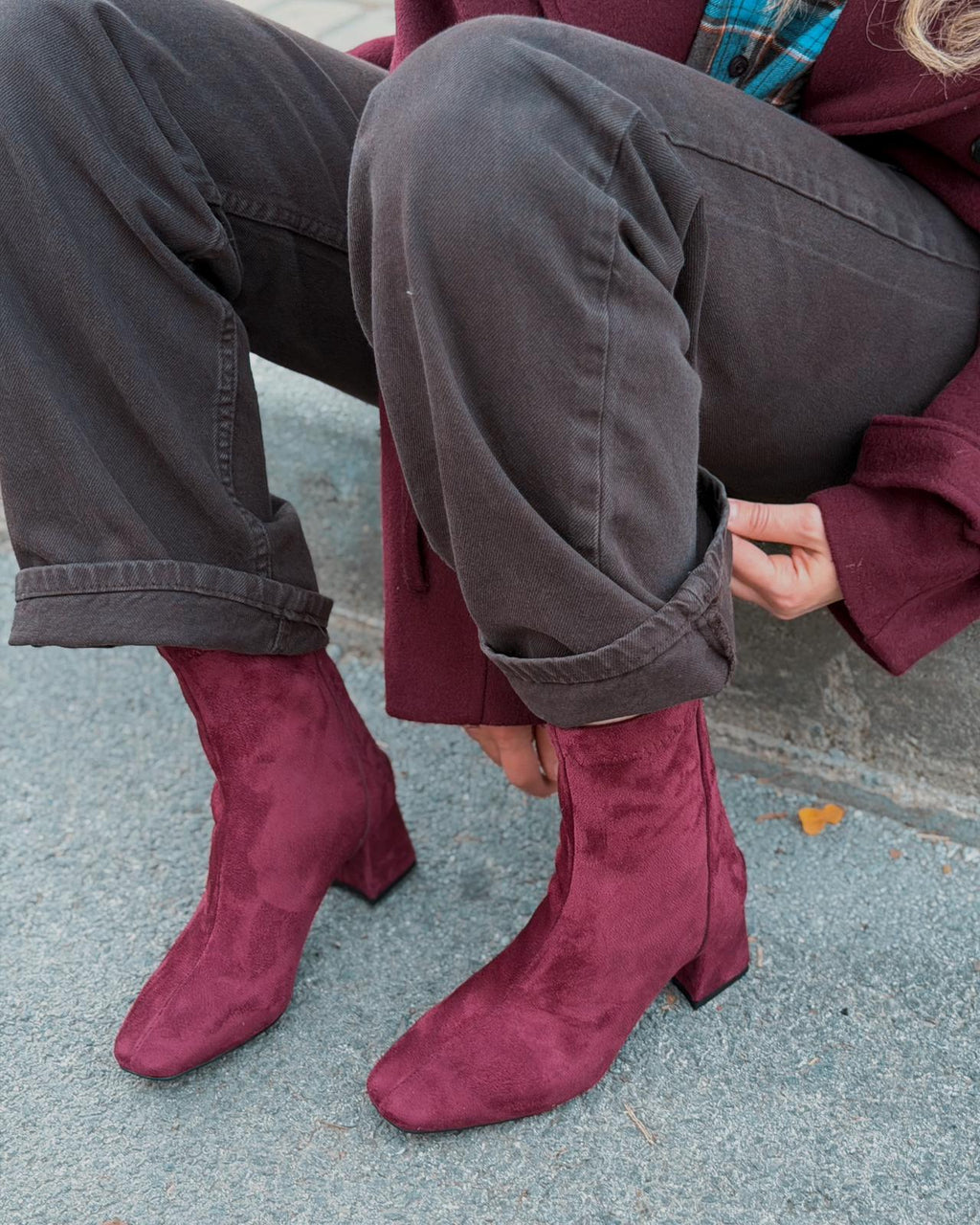 Jornel Women's Pumps Stretch Boots Burgundy Suede