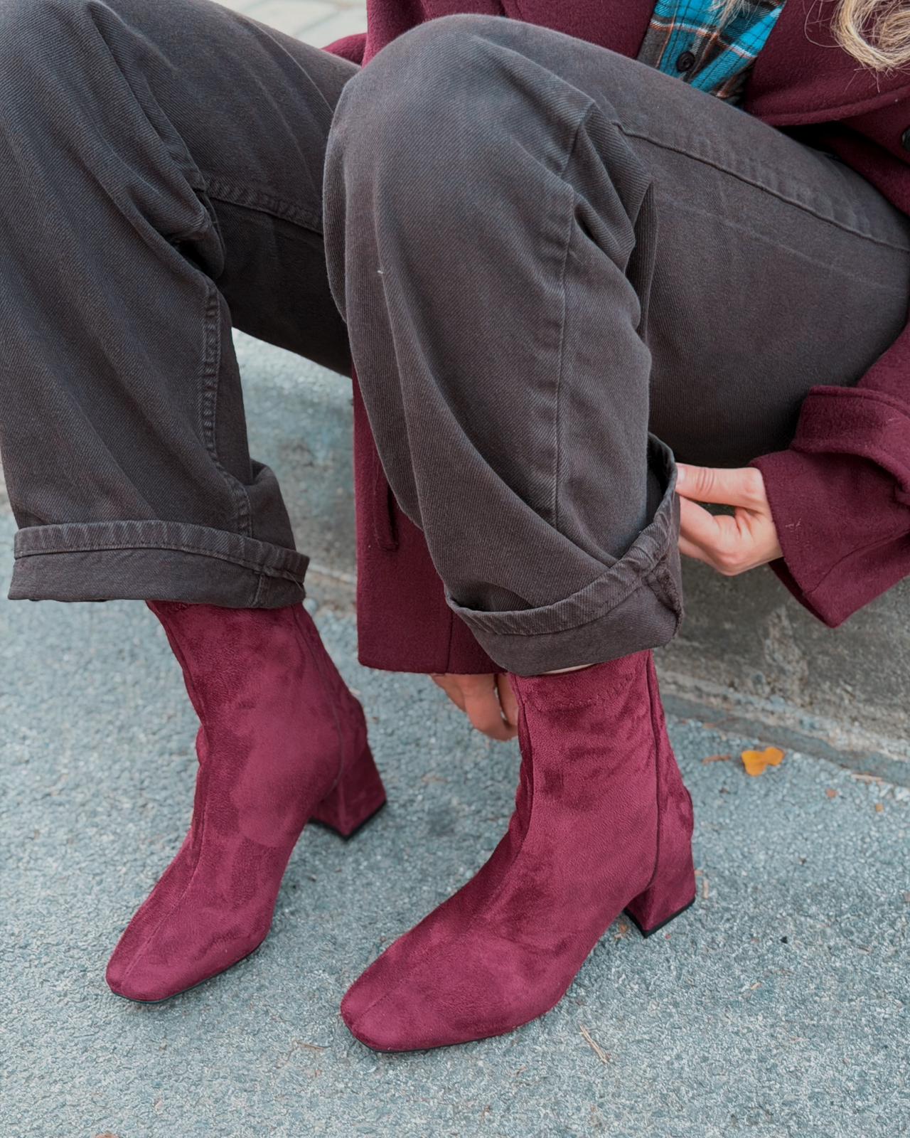 Jornel Women's Pumps Stretch Boots Burgundy Suede