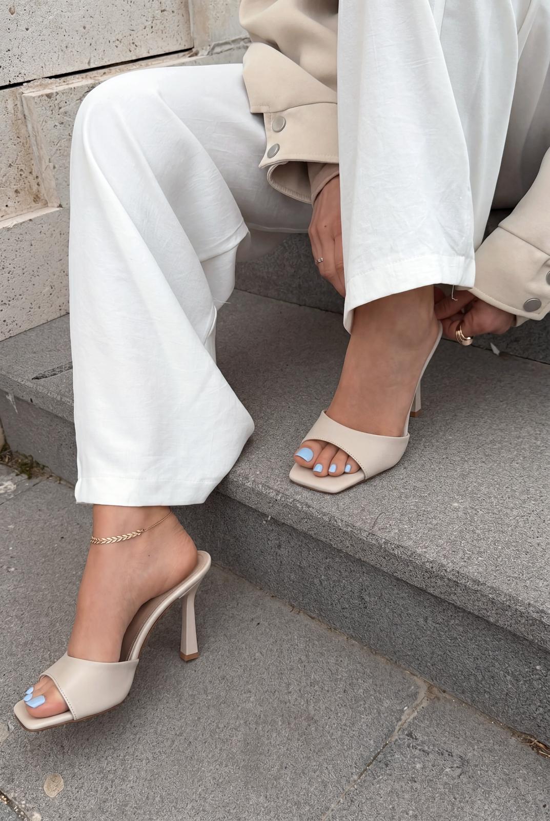 Sorel Beige Faux Leather Women's Pumps