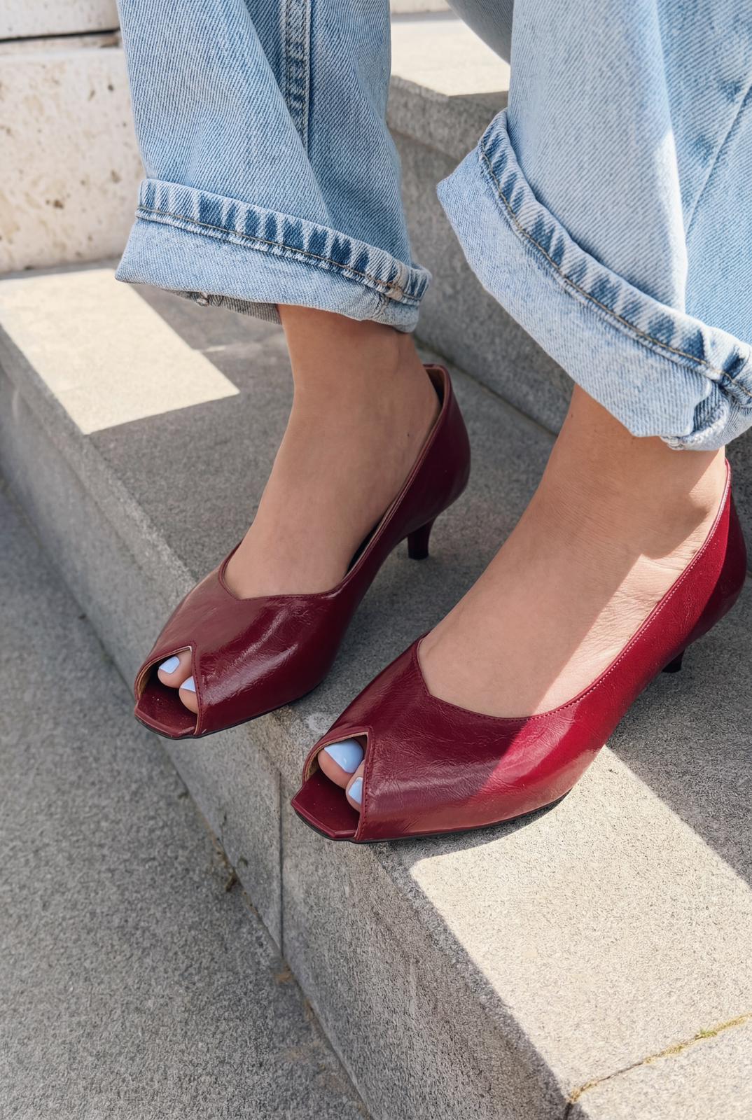 Norvion Burgundy Crinkled Patent Faux Leather Women's Pumps