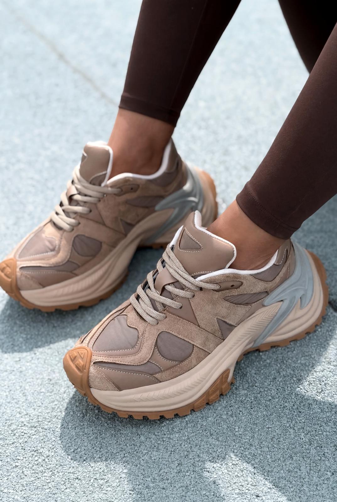 Leriva Taupe Women's Sneakers