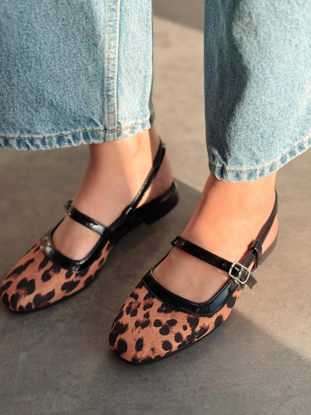 Minor Leo Pattern Satin Women's Mary Jane