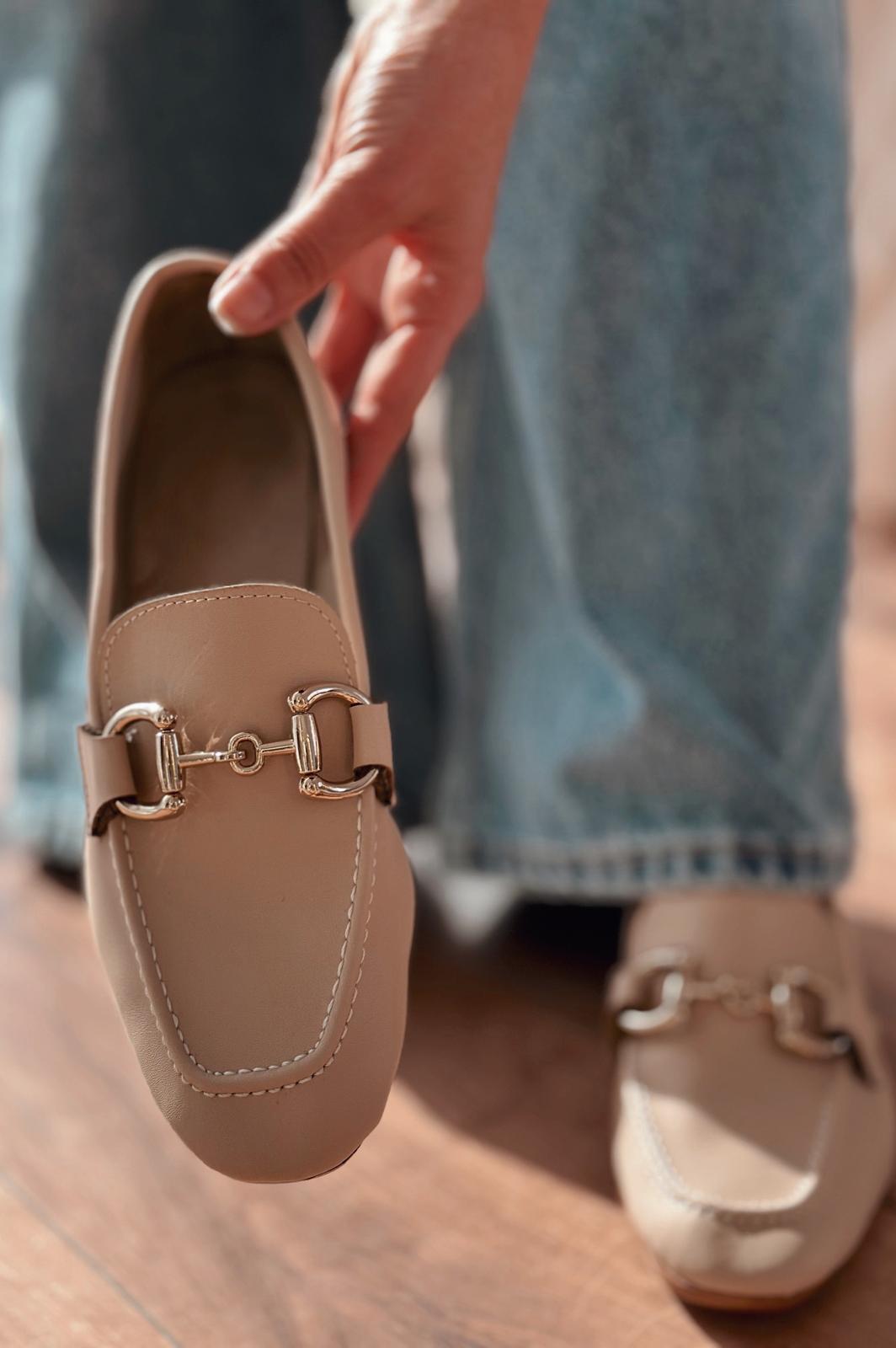 Lofin Nude Faux Leather Buckle Detail Women's Loafers