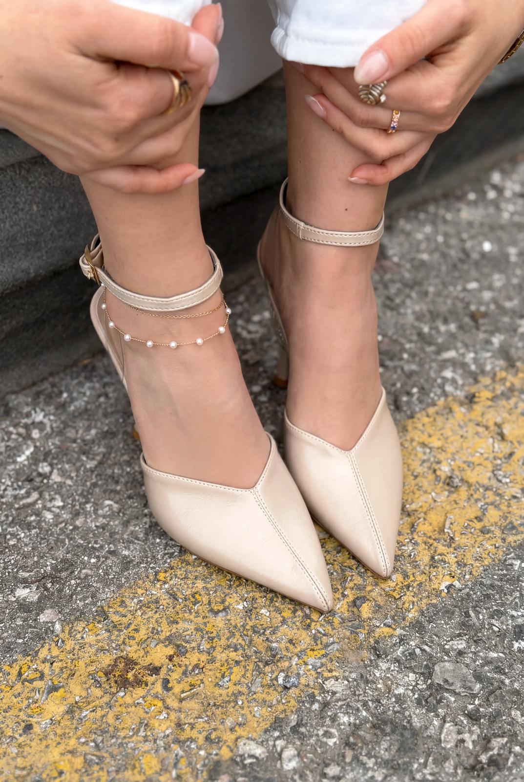 Rovire Beige Crinkled Patent Faux Leather Women's Stilettos
