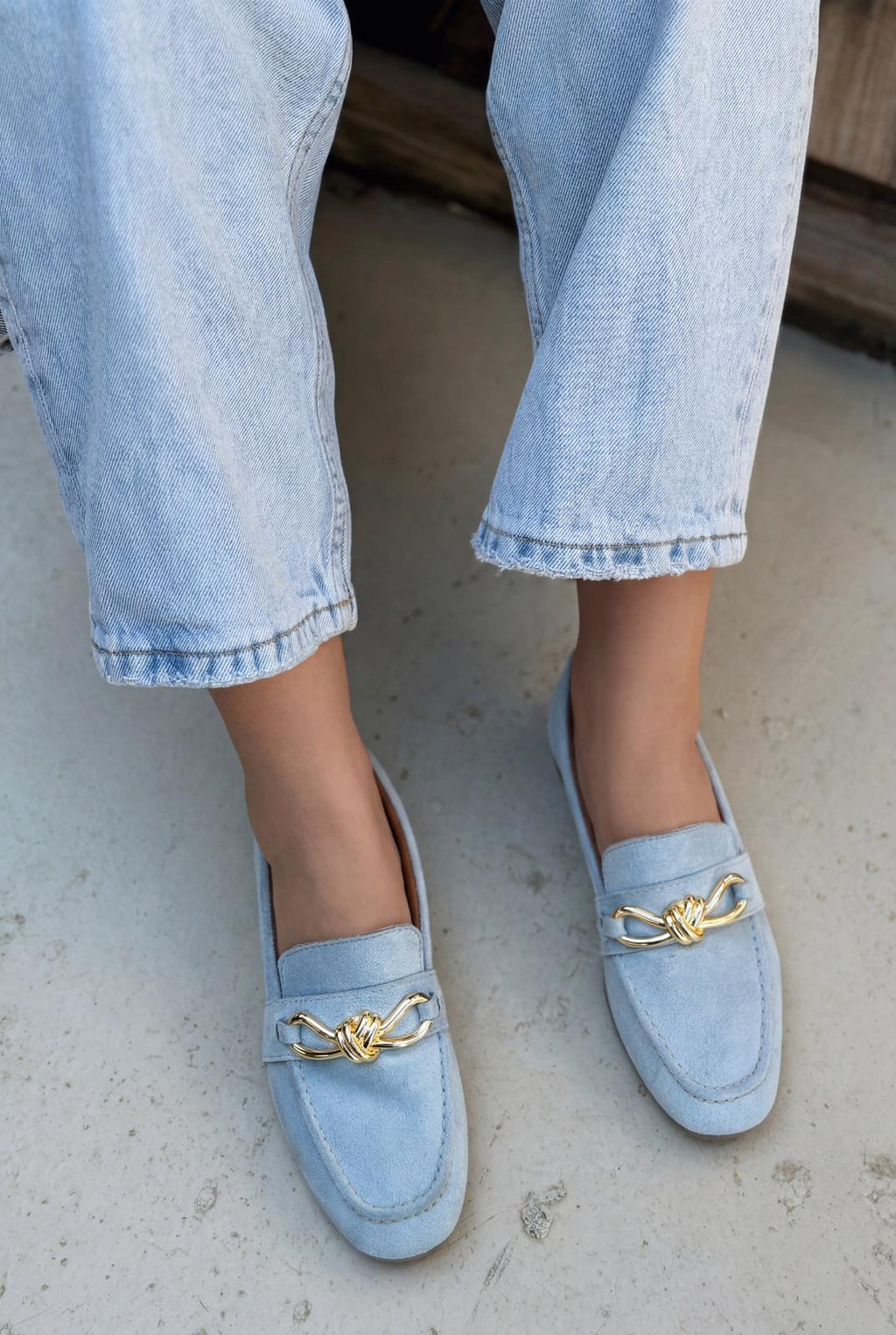 Avelis Baby Blue Suede Bow Detail Women's Loafers