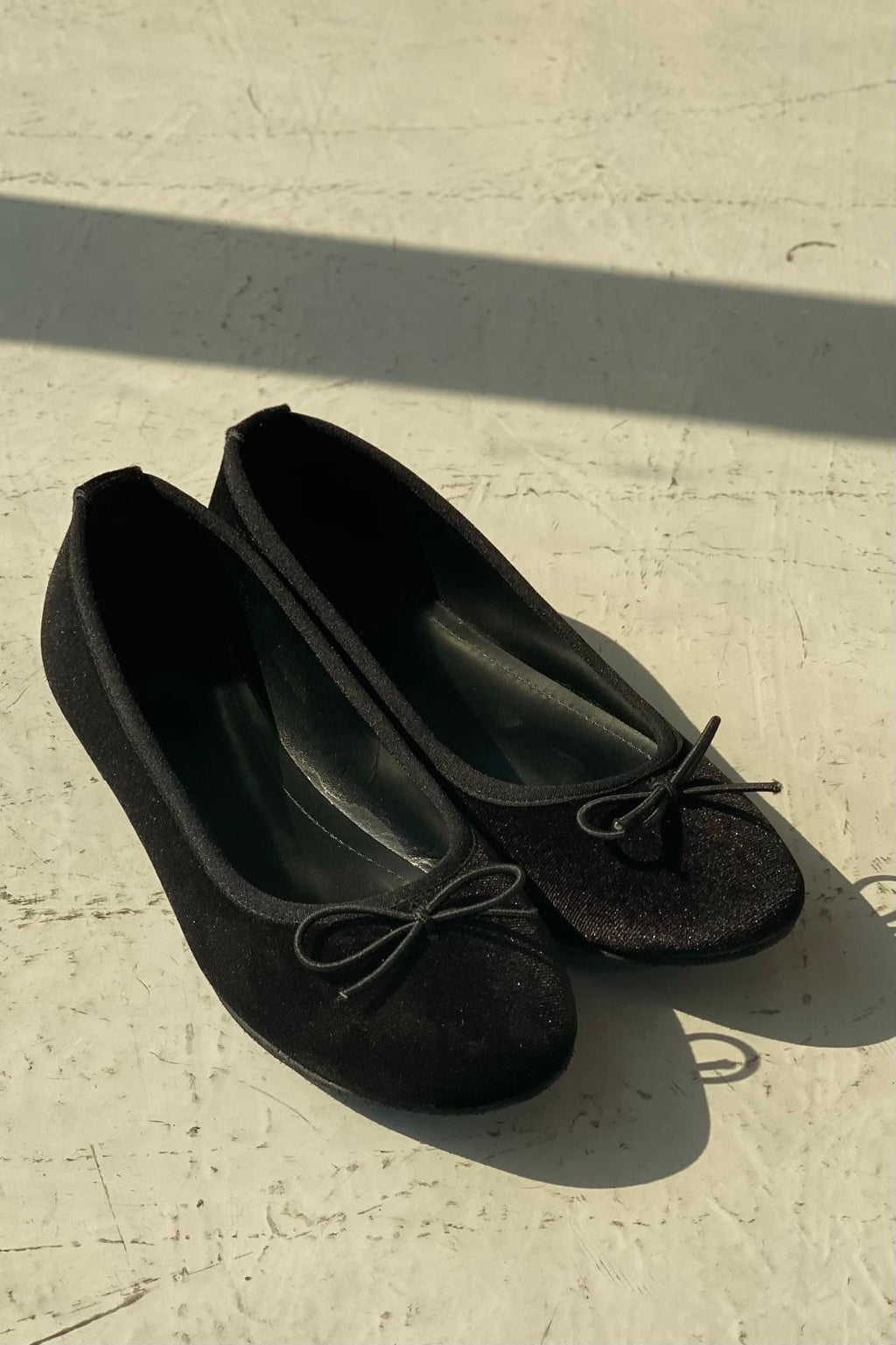 Lante Black Velvet Women's Mary Jane Flats