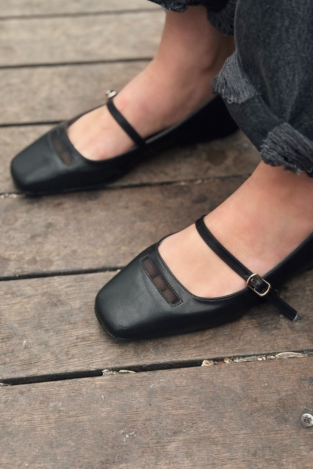 Lufora Black Faux Leather Buckle Women's Flats