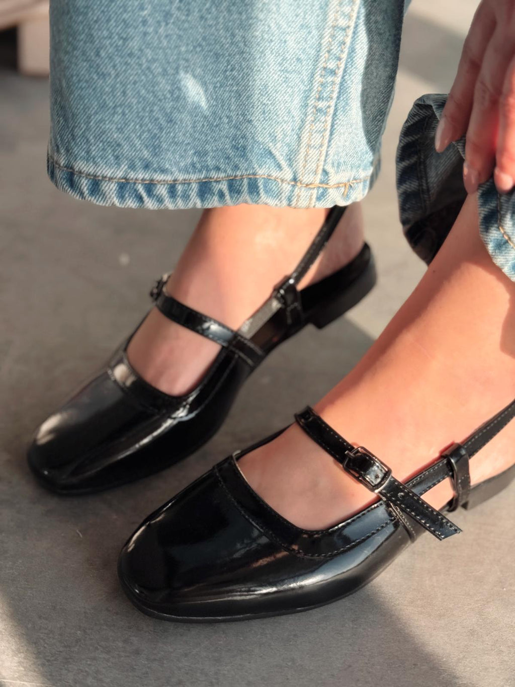 Minor Black Patent Faux Leather Women's Mary Jane