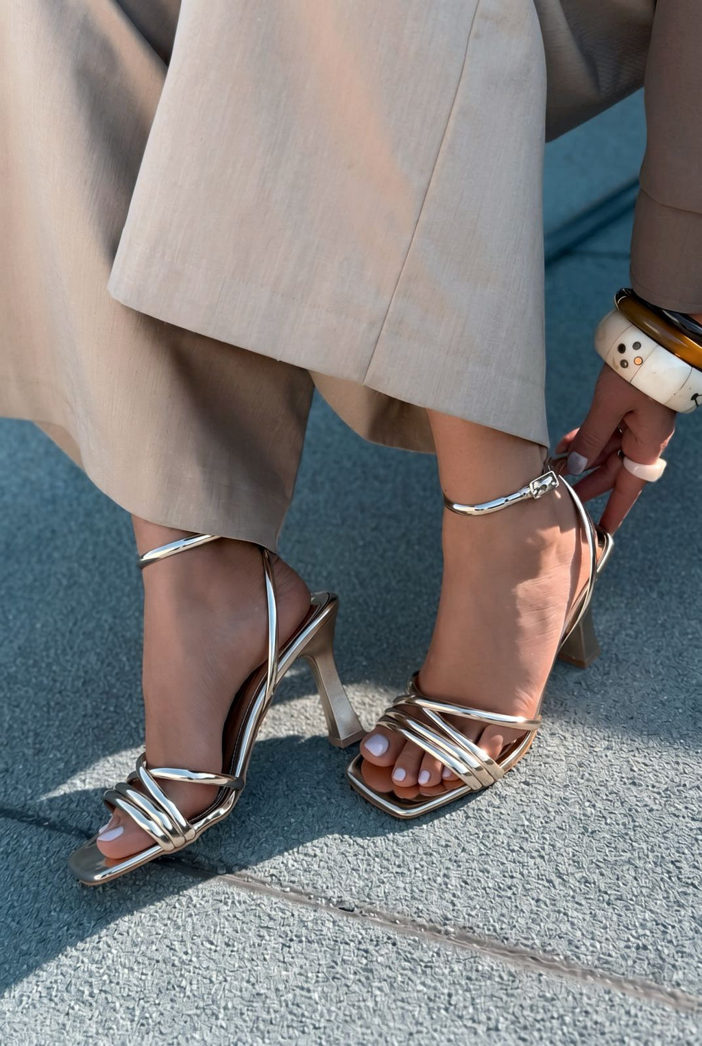 Velisse Gold Patent Faux Leather Women's Pumps Sandals