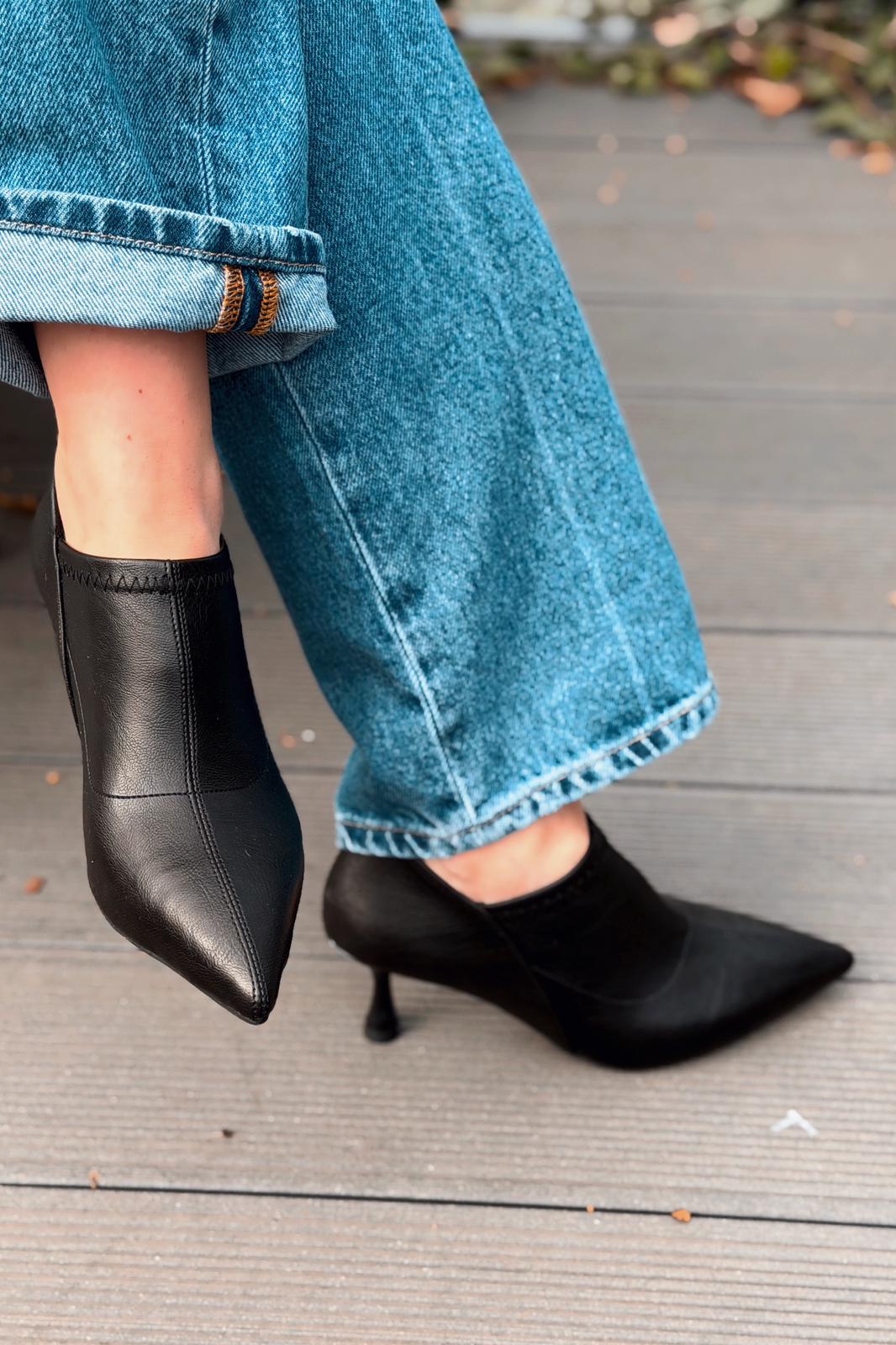 Olia Black Faux Leather Women's Pumps