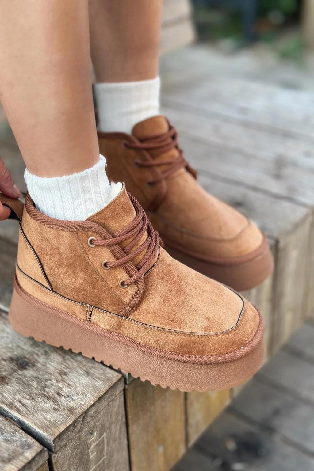 Porinta Lace-Up Chunky Sole Women's Boots Tan