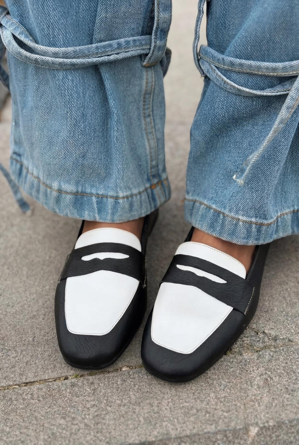 Melniel Black White Genuine Leather Women's Loafers