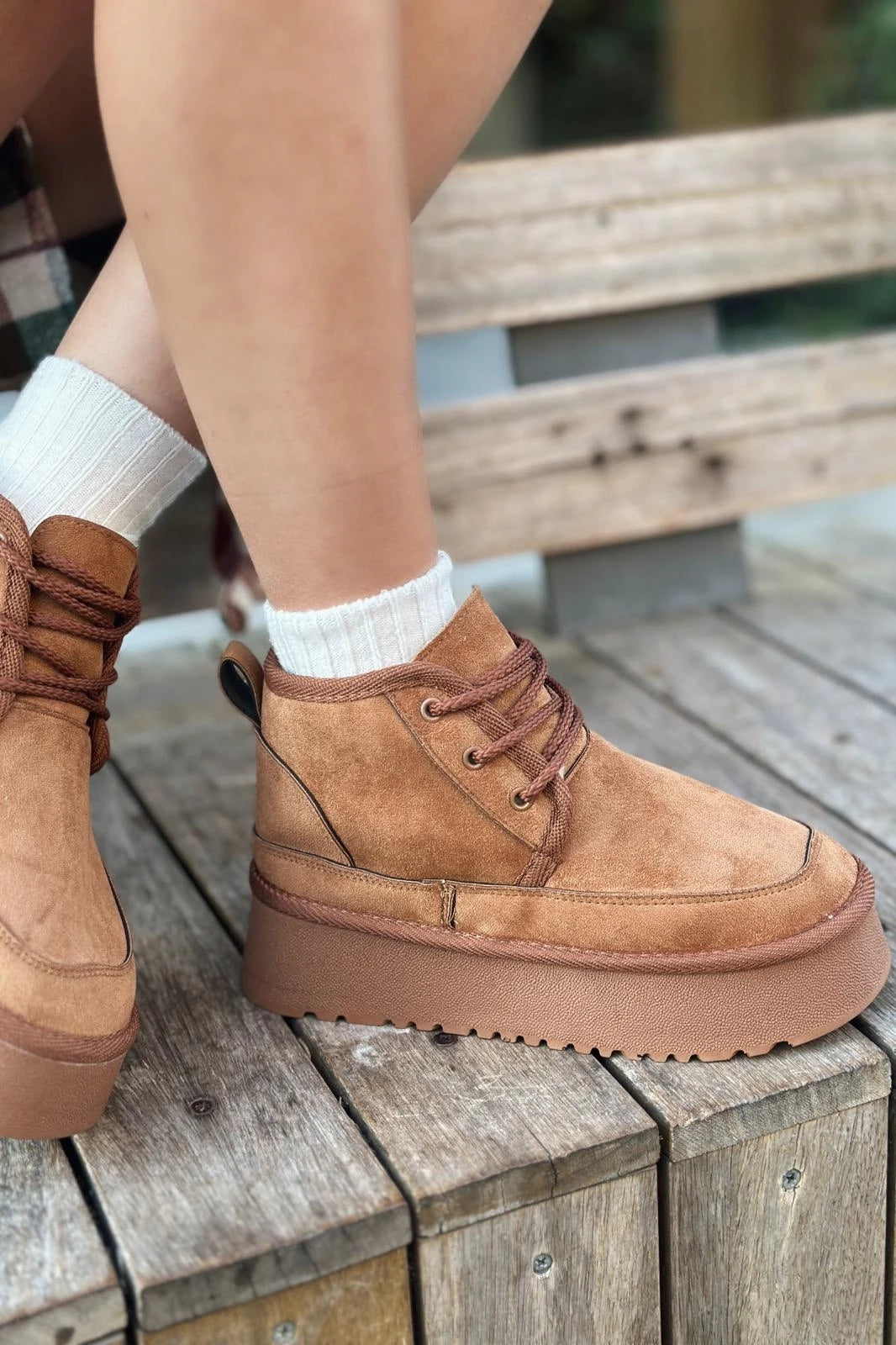 Porinta Lace-Up Chunky Sole Women's Boots Tan