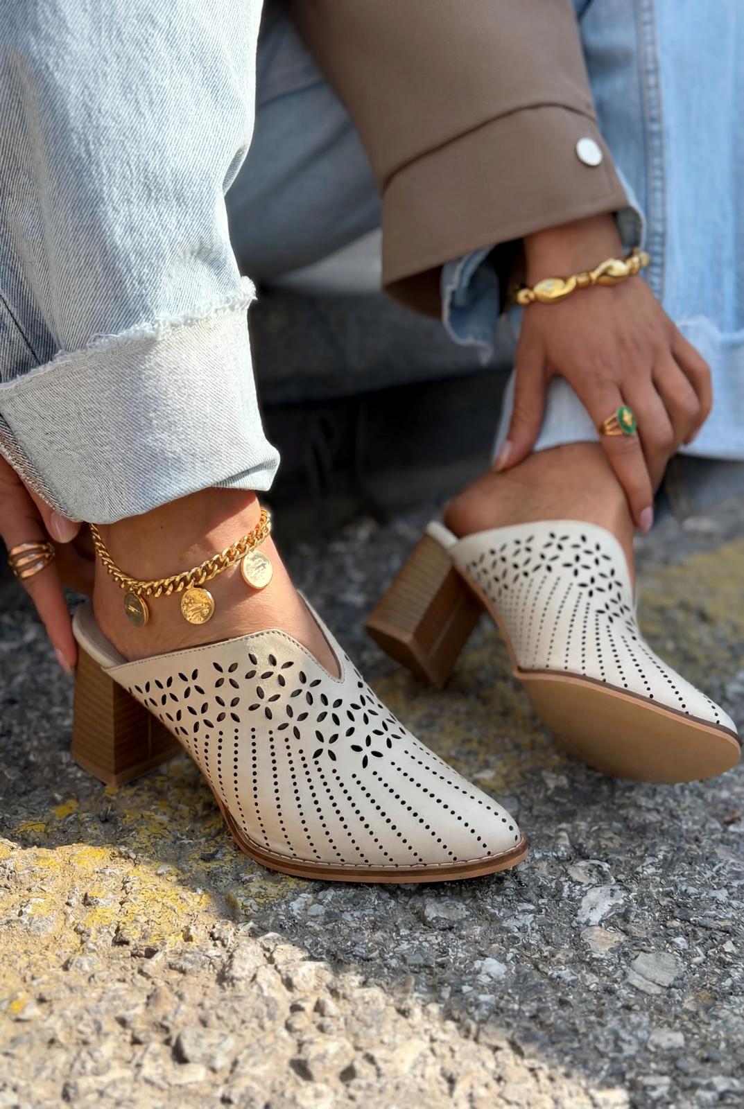 Noravina Genuine Leather Pumps Mule Beige