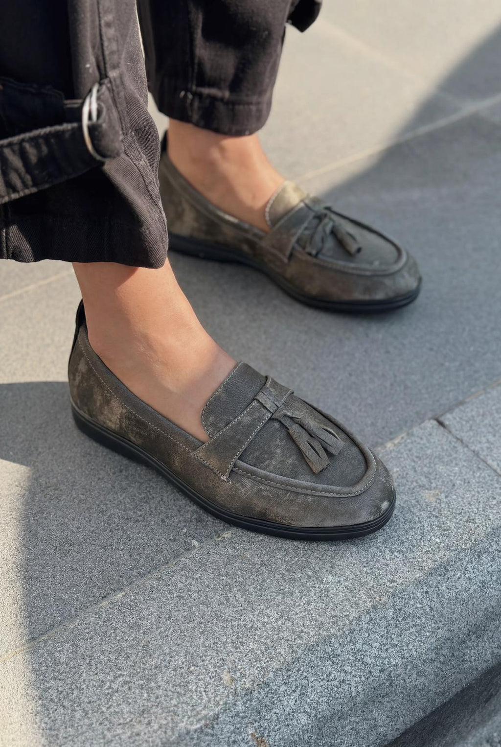 Yorvik Grey Satin Women's Loafers