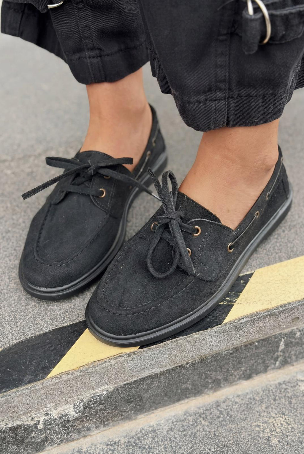 Morin Black Suede Women's Oxford Shoes