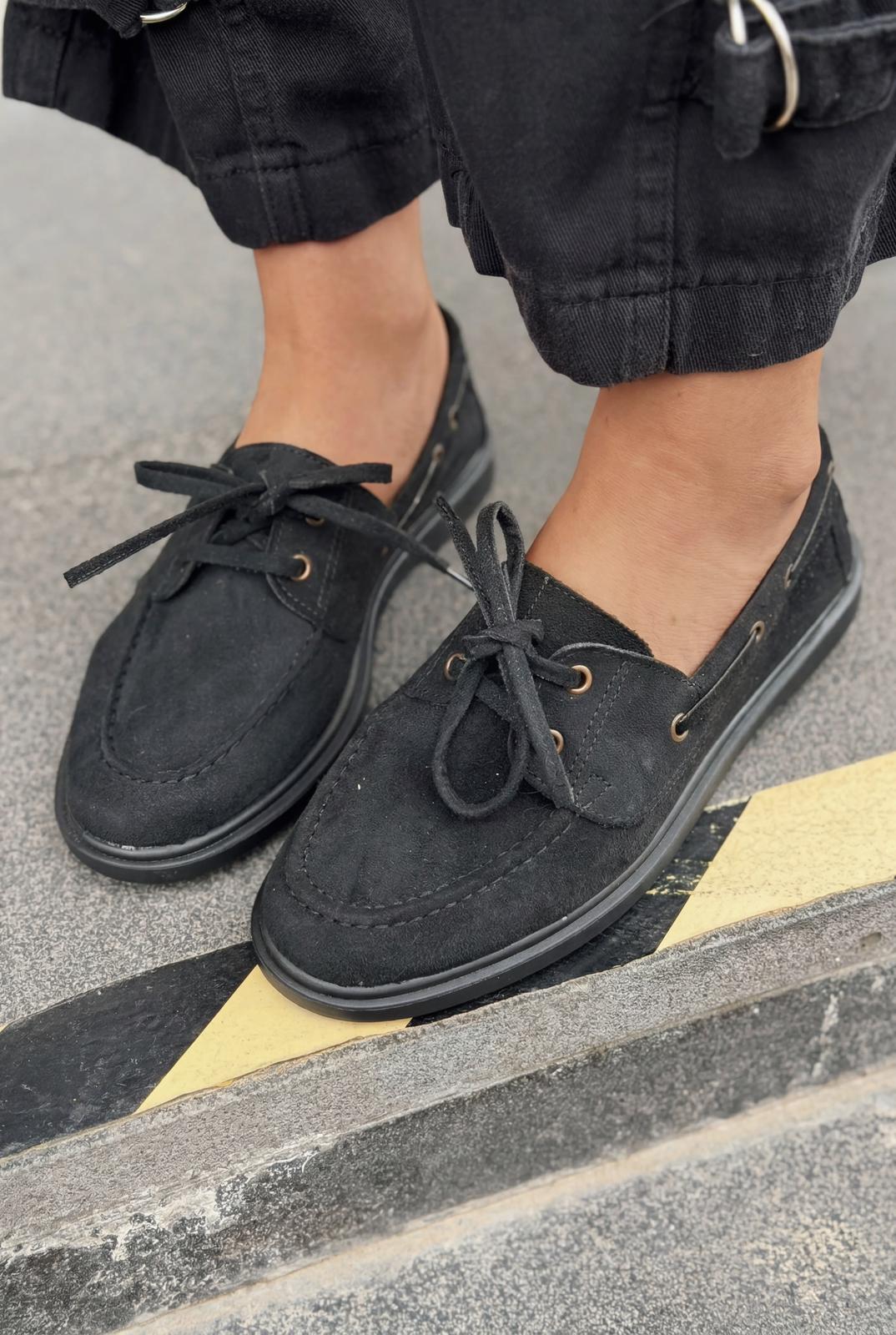 Morin Black Suede Women's Oxford Shoes