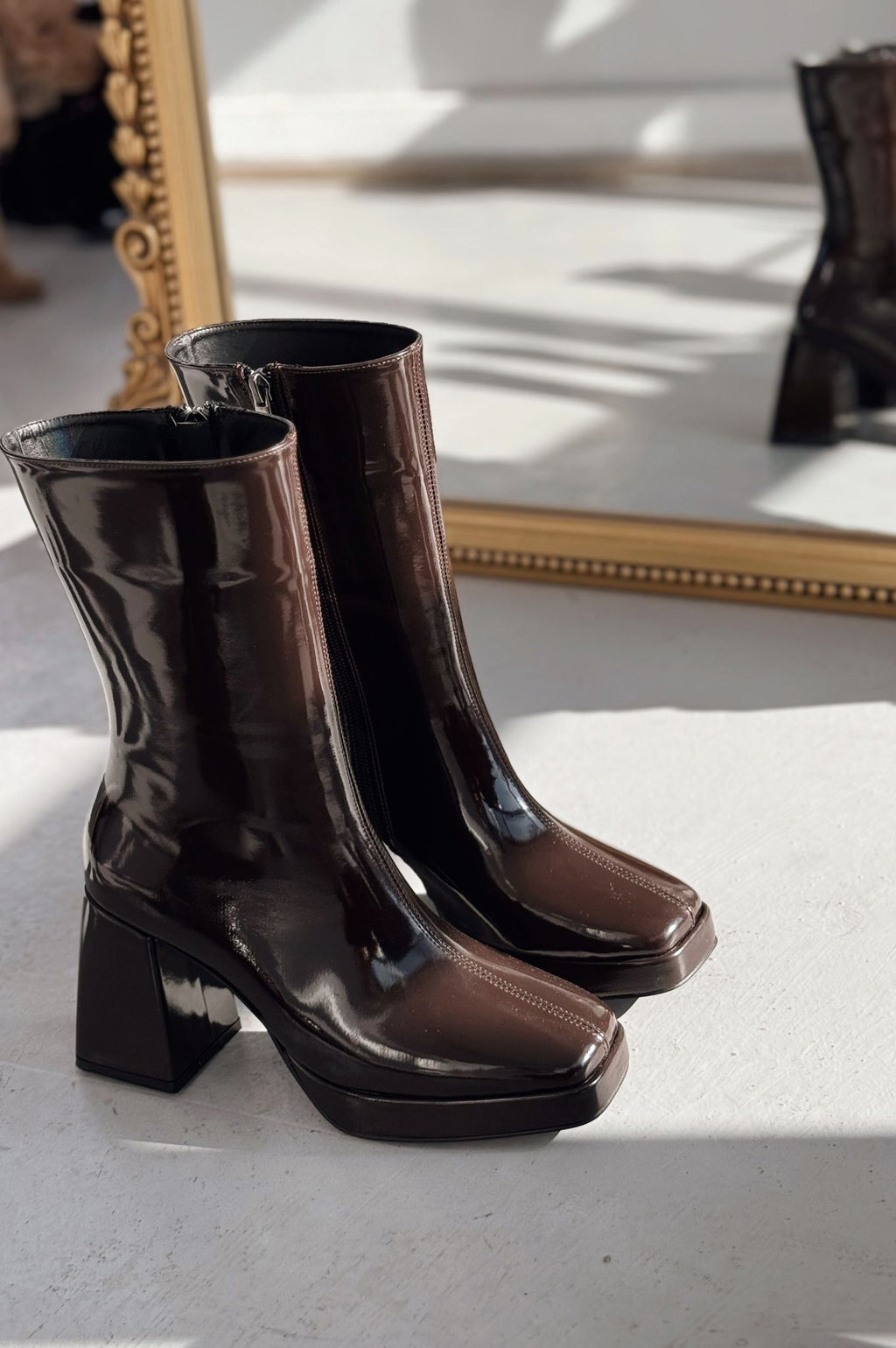 Polinca Patent Faux Leather Platform Dark Brown Women's Boots