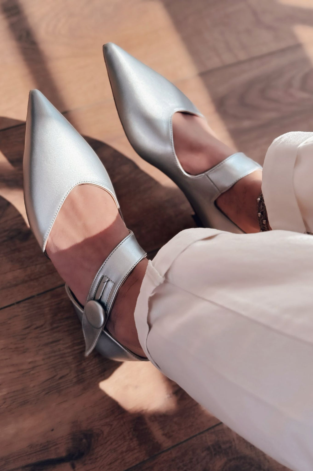 Peronsa Silver Faux Leather Button Detail Women's Flats