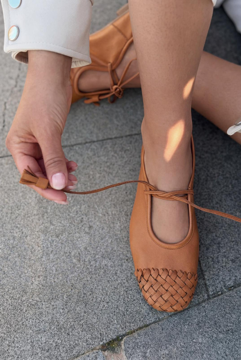 Talorin Tan Genuine Leather Women's Lace-Up Flats
