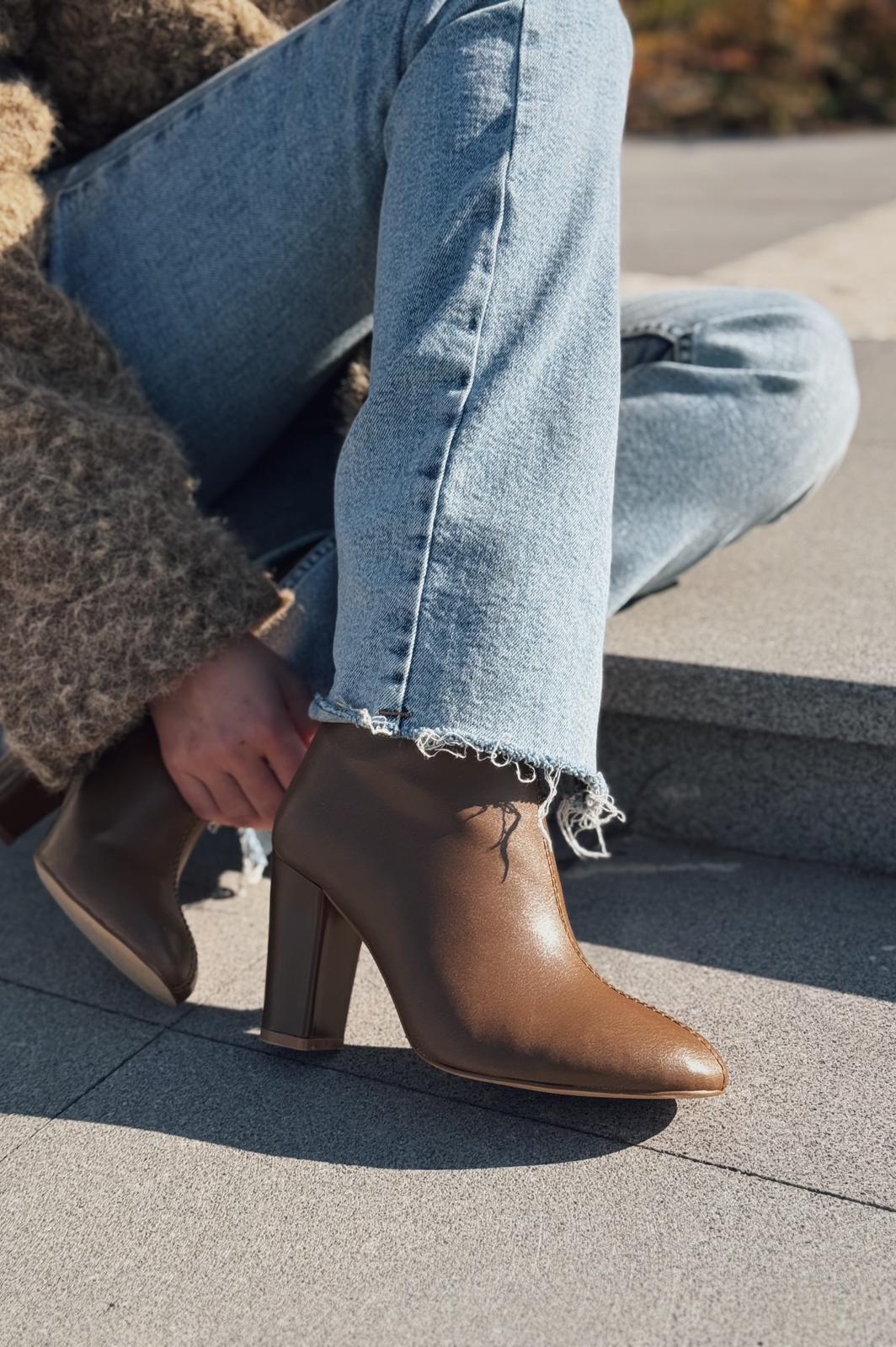 Sionsa Camel Faux Leather High Heel Boots