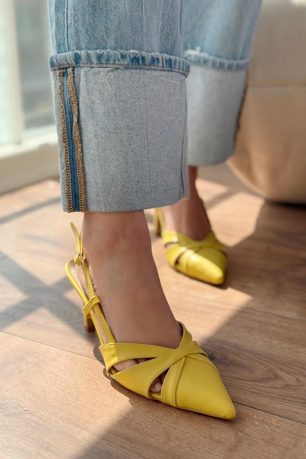 Peraps Yellow Faux Leather Women's Pumps