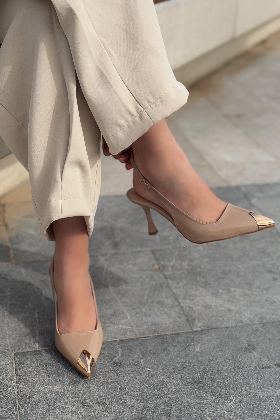 Caligo Nude Patent Faux Leather Women's Stilettos
