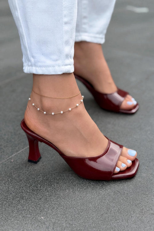 Arinor Burgundy Patent Faux Leather Women's Pumps