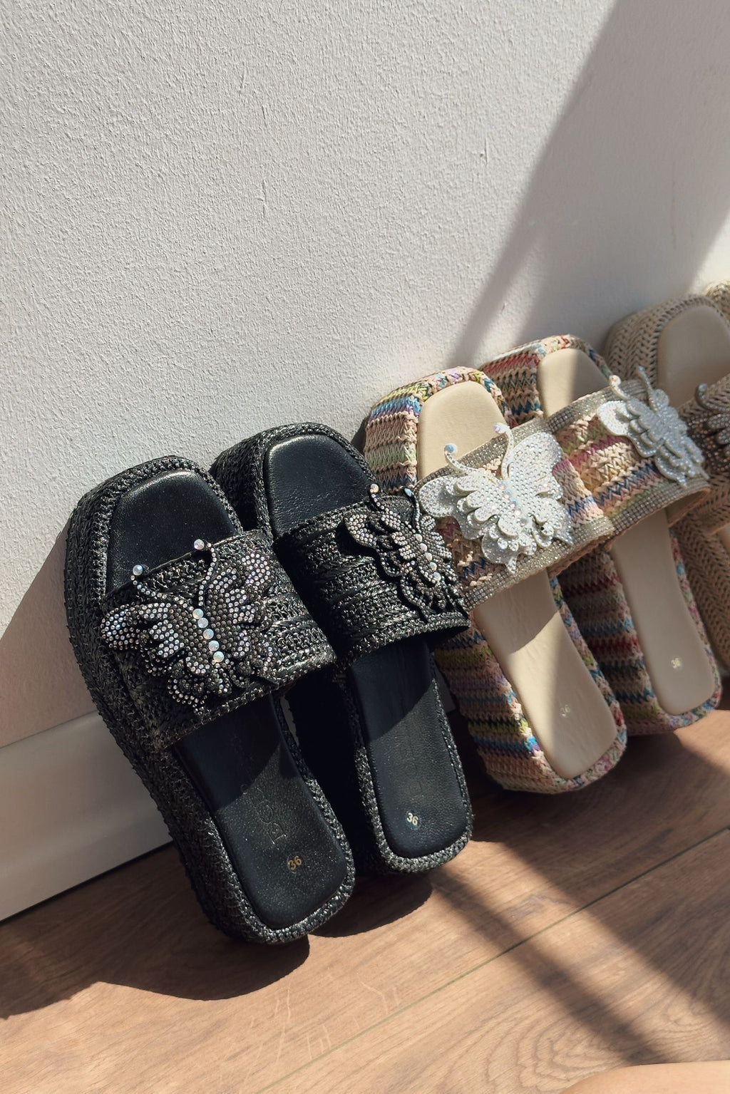 Dayned Raffia Stone-Embellished Women's Slide Sandals Multicolor