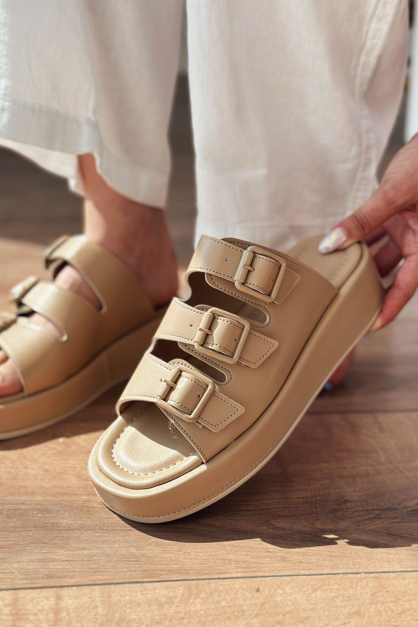 Bertix Nude Faux Leather Buckle Detail Women's Slides