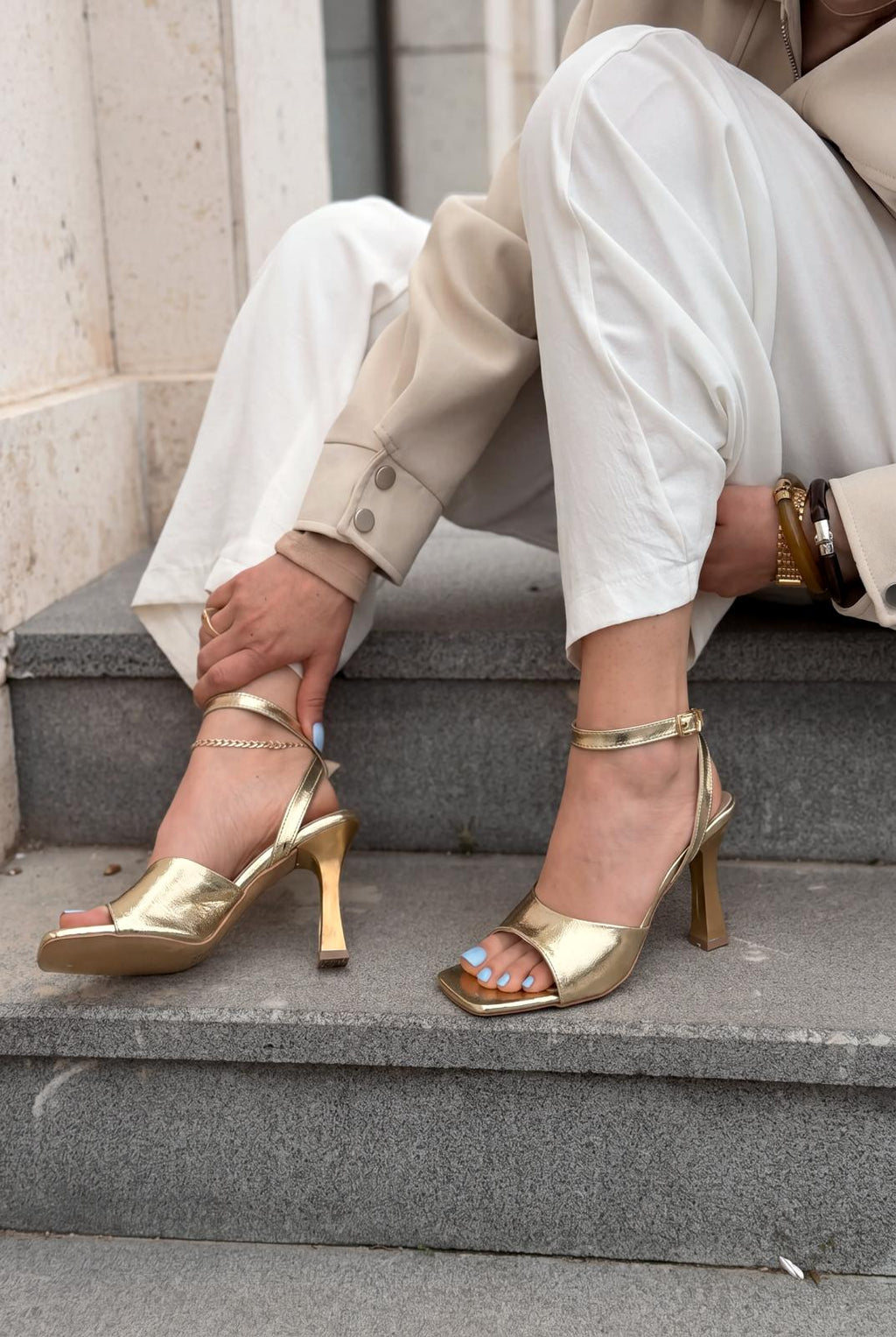 Velniel Gold Patent Faux Leather Women's Pumps Sandals