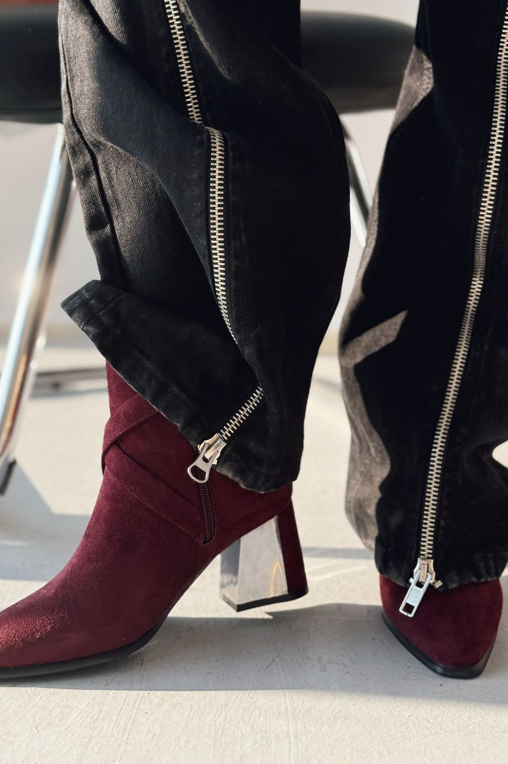 Ednaw Suede Buckle Detail Burgundy Pumps Boots