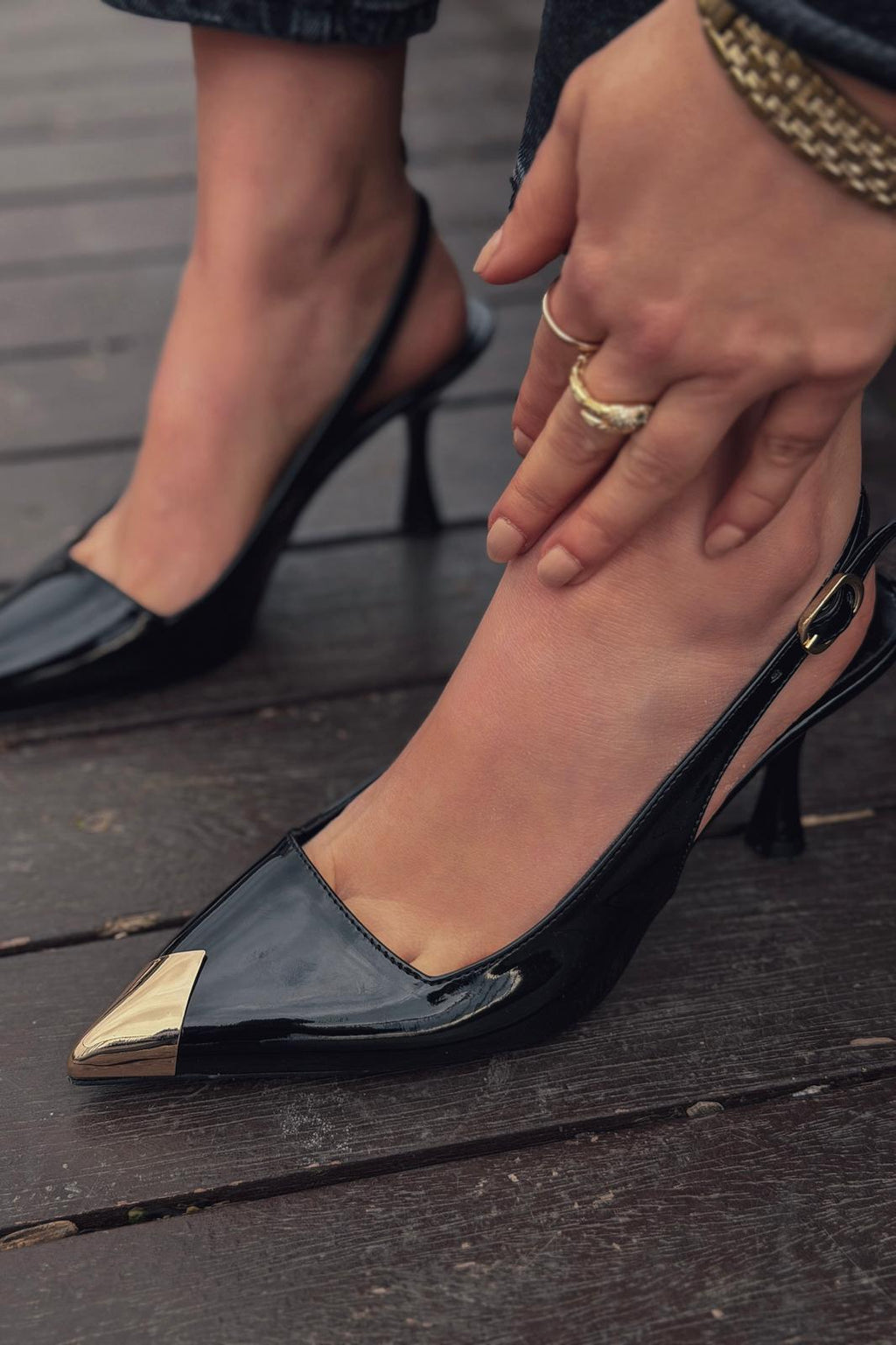 Caligo Black Patent Faux Leather Women's Stilettos