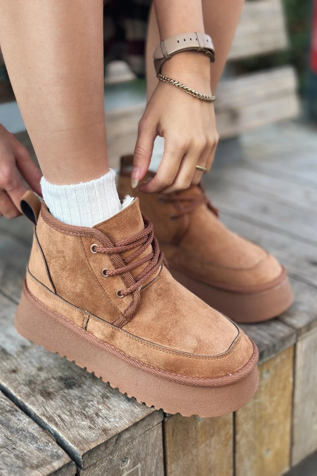 Porinta Lace-Up Chunky Sole Women's Boots Tan