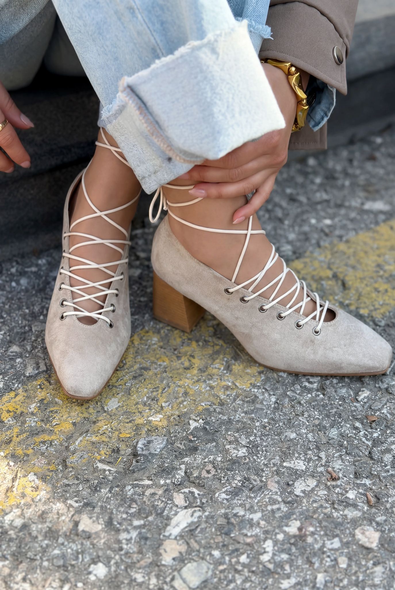 Temora Beige Suede Women's Pumps