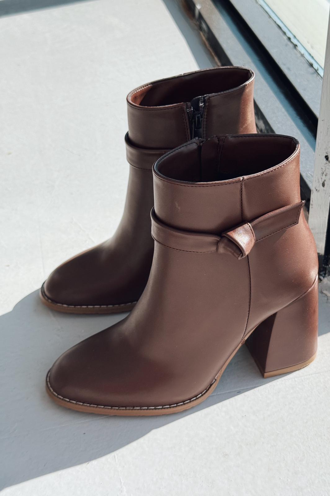 Oxsend Dark Brown Faux Leather Bow Detail Pumps Boots