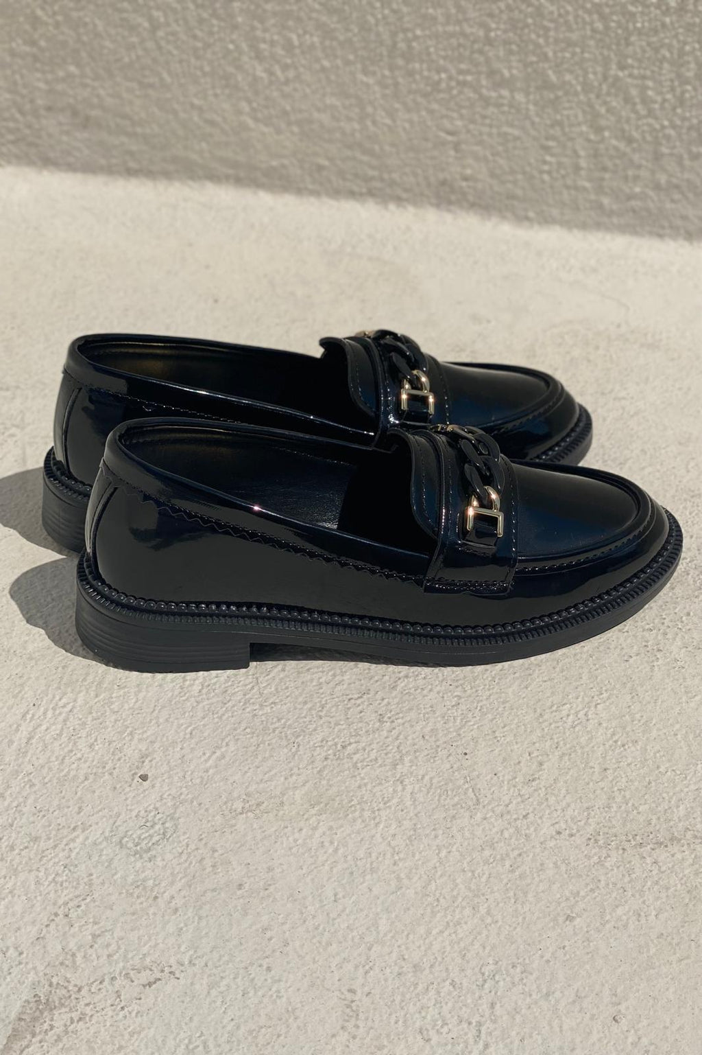 Entra Black Patent Faux Leather Women's Loafers